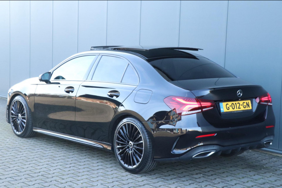 Mercedes-Benz A-Klasse 180 AMG | PANO | Sfeerverlichting | Camera | Nette auto!