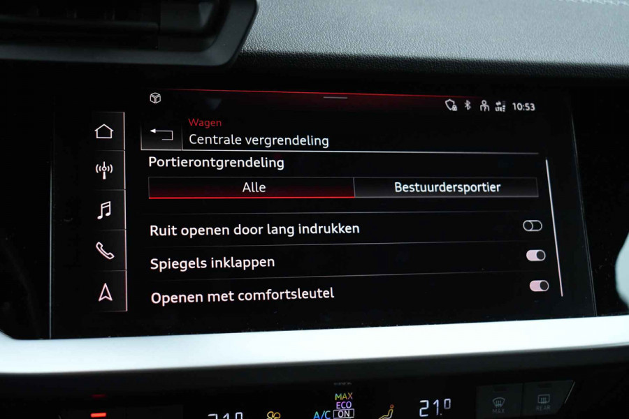 Audi A3 Sportback 40 TFSI e S-Line S-zetels ACC B&O El-klep Camera 19inch