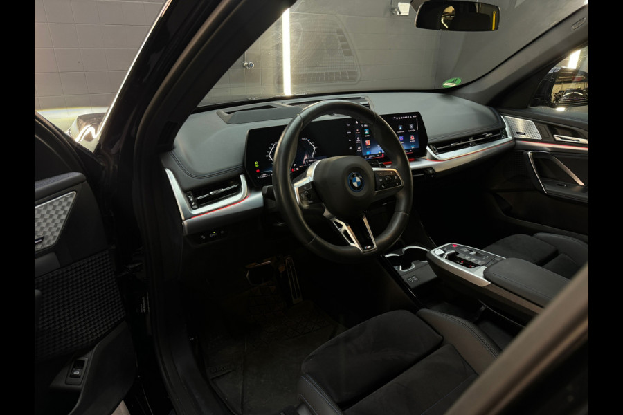 BMW X1 XDrive30e M Sport Harman/Kardon|Massage|HuD|Trekhaak|Keyless