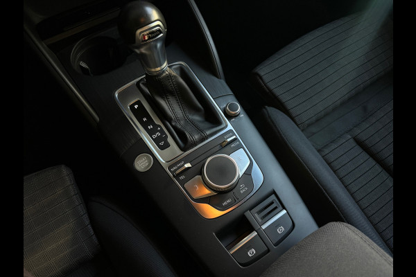 Audi A3 Limousine 1.5 TFSI CoD Sport S Line Edition Keyless