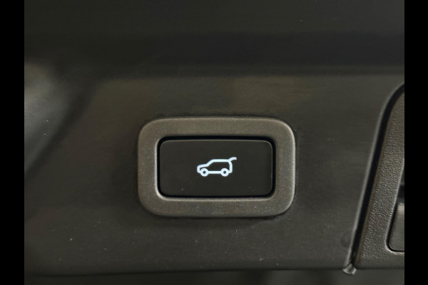 Land Rover Range Rover Velar 2.0 P250 Turbo AWD R Dynamic | Pano | Keyless | ACC | stoel-/Stuurverwarming | Meridian