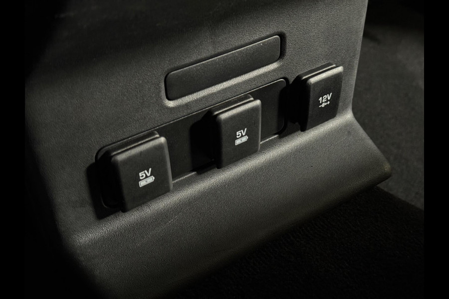 Land Rover Range Rover Velar 2.0 P250 Turbo AWD R Dynamic | Pano | Keyless | ACC | stoel-/Stuurverwarming | Meridian