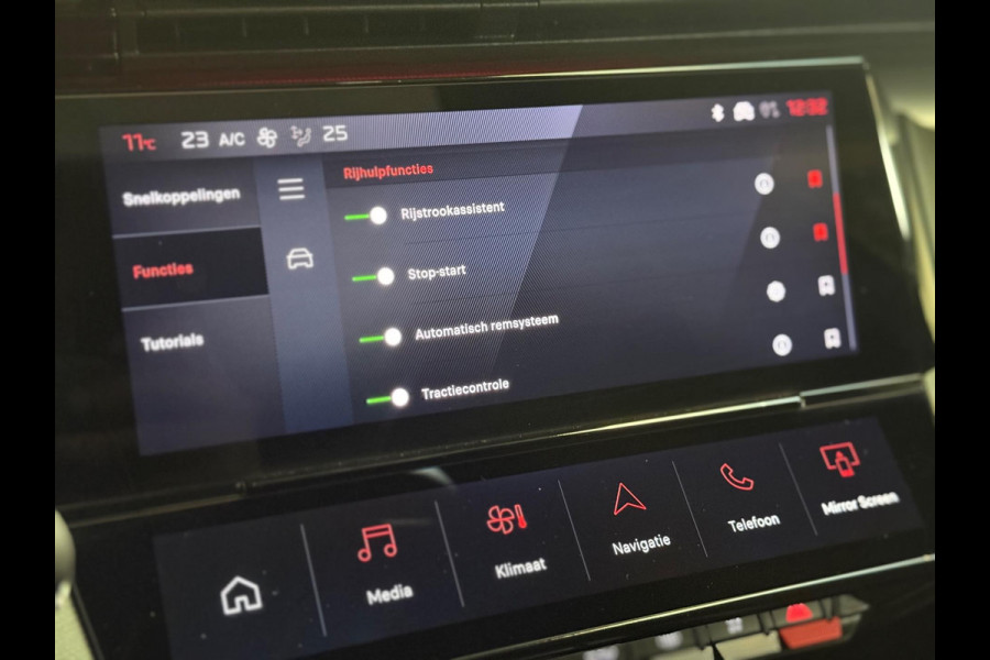 Peugeot 308 1.2 PureTech GT | Automaat | Pano | Camera | Keyless | Focal | CarPlay | DAB