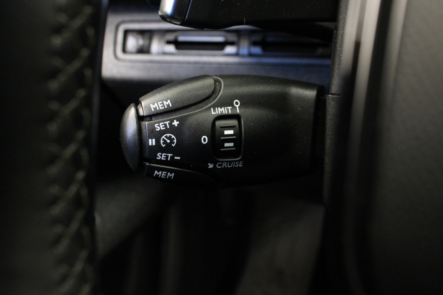 Peugeot 5008 1.2 PureTech Blue Lease Premium WP*