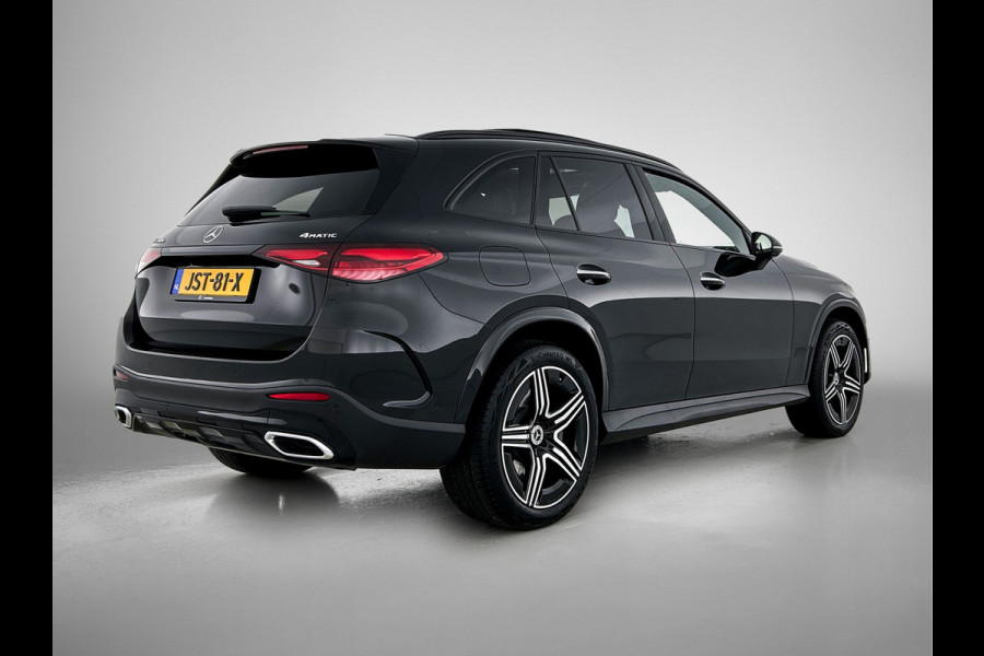 Mercedes-Benz GLC 300 e 4MATIC AMG Plug-In Hybride AMG Line Premium Plus | Night Pakket | Alarm Klasse 3 | trekhaak | Panorama Schuif-Kanteldak | 20 Inch AMG Velgen | Distronic. Inclusief 24 maanden MB Certified garantie voor Europa.