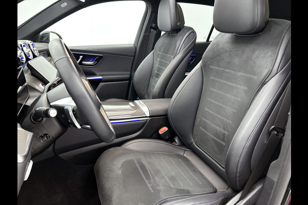 Mercedes-Benz GLC 300 e 4MATIC AMG Plug-In Hybride AMG Line Premium Plus | Night Pakket | Alarm Klasse 3 | trekhaak | Panorama Schuif-Kanteldak | 20 Inch AMG Velgen | Distronic. Inclusief 24 maanden MB Certified garantie voor Europa.