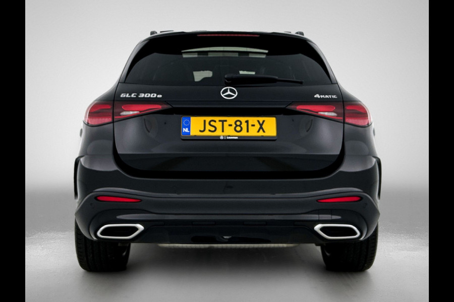 Mercedes-Benz GLC 300 e 4MATIC AMG Plug-In Hybride AMG Line Premium Plus | Night Pakket | Alarm Klasse 3 | trekhaak | Panorama Schuif-Kanteldak | 20 Inch AMG Velgen | Distronic. Inclusief 24 maanden MB Certified garantie voor Europa.