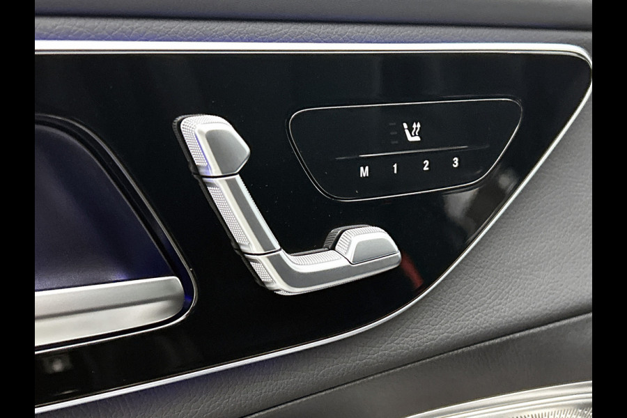 Mercedes-Benz GLC 300 e 4MATIC AMG Plug-In Hybride AMG Line Premium Plus | Night Pakket | Alarm Klasse 3 | trekhaak | Panorama Schuif-Kanteldak | 20 Inch AMG Velgen | Distronic. Inclusief 24 maanden MB Certified garantie voor Europa.