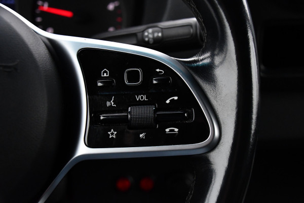 Mercedes-Benz Sprinter 519 V6 3.0 CDI L3H2 Black Edition Camera, Carplay, 190pk, 3500kg Trekhaak, N1 Registratie, Automaat, Multimedia, Leder, Uniek!