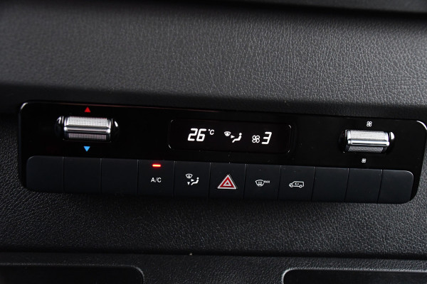Mercedes-Benz Sprinter 519 V6 3.0 CDI L3H2 Black Edition Camera, Carplay, 190pk, 3500kg Trekhaak, N1 Registratie, Automaat, Multimedia, Leder, Uniek!