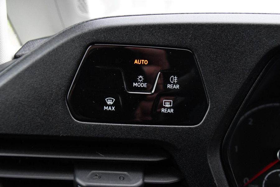 Volkswagen Caddy Cargo Maxi 2.0 TDI Exclusive Black Edition Camera, Cruise, Carplay, LED, Stoelverwarming, Automaat, Trekhaak, Standkachel, Uniek!