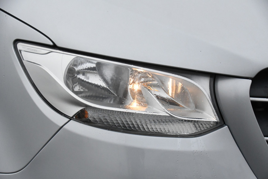 Mercedes-Benz Sprinter 319 V6 3.0 CDI L2H2 Camera, Cruise, 10,5'' Mbux, Automaat, Carplay, Multimedia, Trekhaak, Uniek!