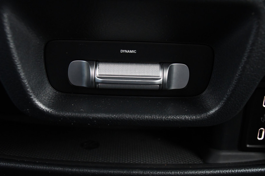 Mercedes-Benz Vito 116 CDI L2 Pro FaceLift Camera, Cruise, Carplay, LED, Automaat, Leder, Stoelverwarming, Multimedia, Keyless, Uniek!