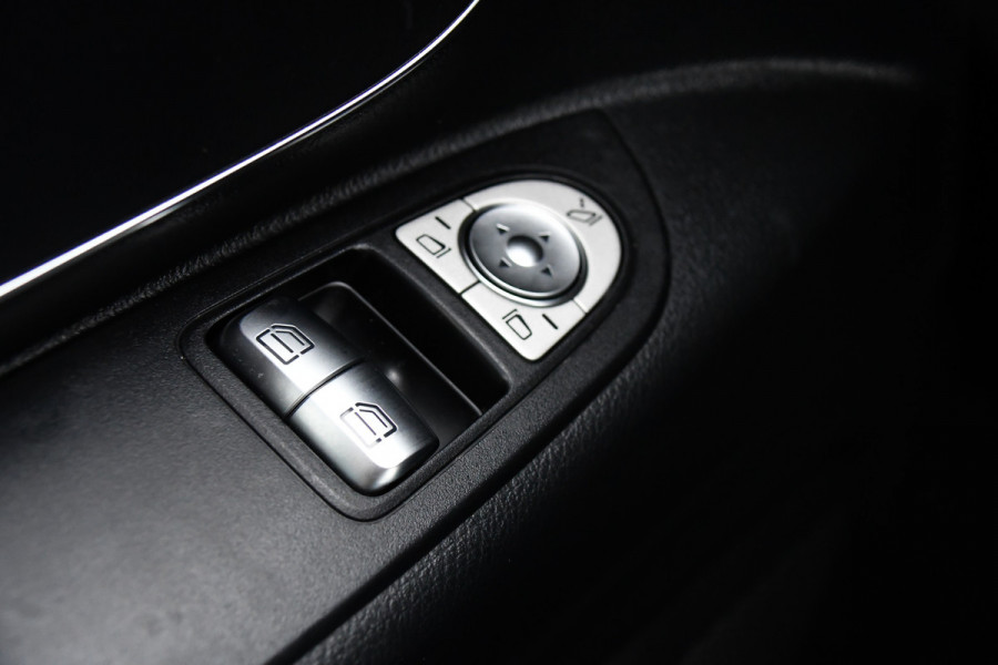 Mercedes-Benz Vito 116 CDI L2 Pro FaceLift Camera, Cruise, Carplay, LED, Automaat, Leder, Stoelverwarming, Multimedia, Keyless, Uniek!