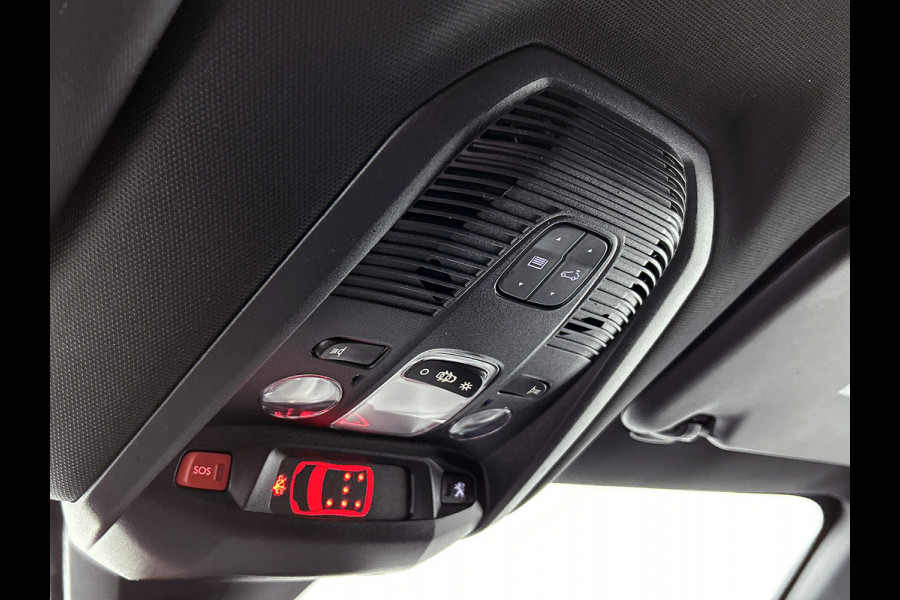 Peugeot 5008 1.5 HDI Automaat 7Pers. GT-Line / Panoramadak / Trekhaak / Leder / Airco-ecc./ Xenon / Apk 07-2026