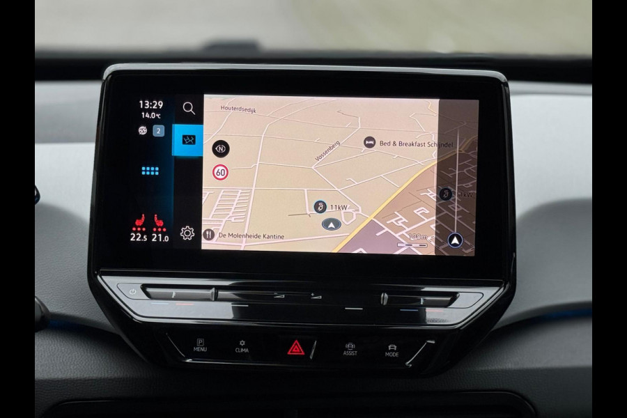 Volkswagen ID.3 First Plus 58 kWh, matrix led, 19 inch, achteruitrijcamera,1 e eigenaar, NL auto met nap