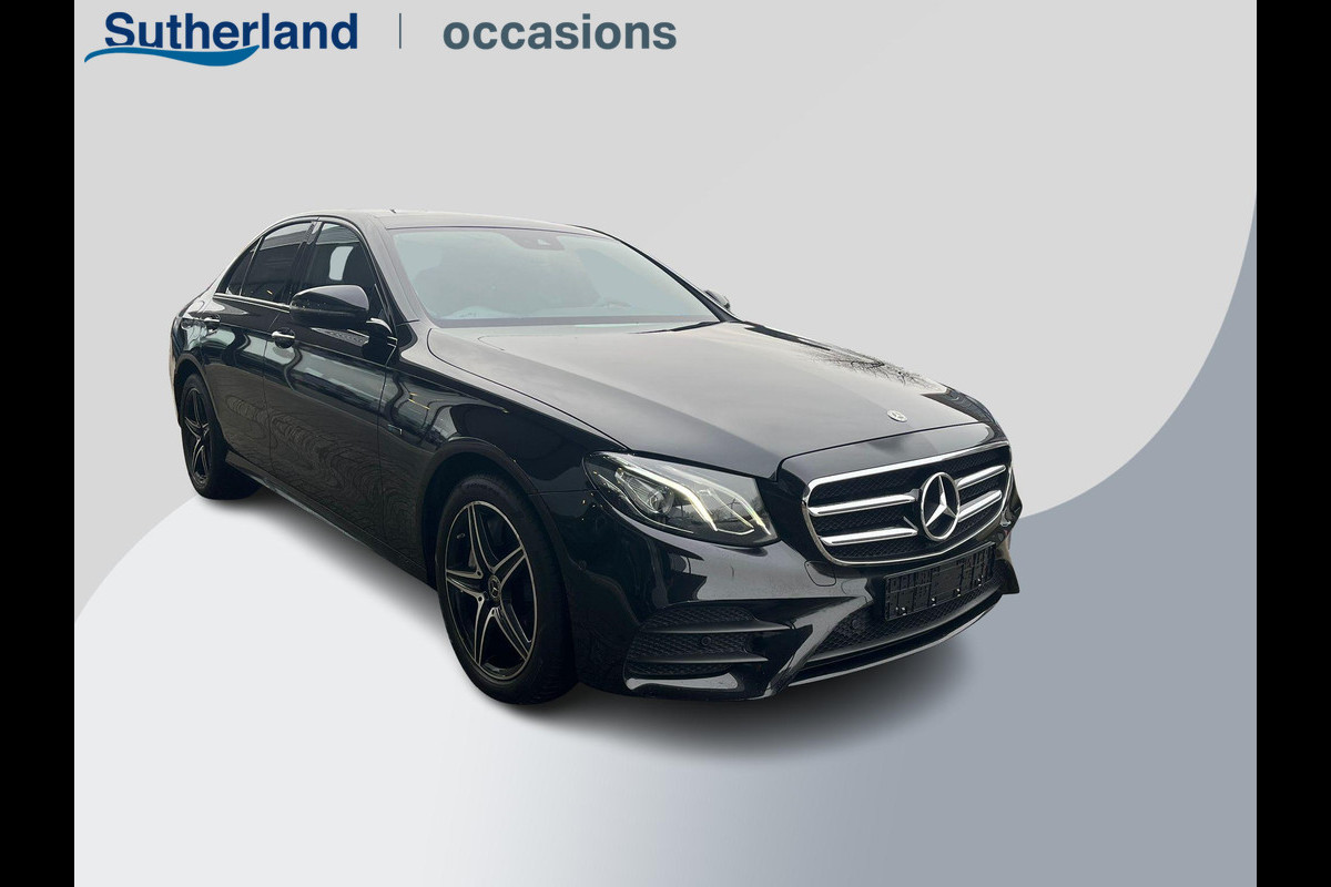 Mercedes-Benz E-Klasse 300 e AMG Line | 320pk PHEV | Elektrisch panoramadak / schuifdak | Stoelverwarming | Bestuurdersstoel Met Geheugen | Achteruitrijcamera