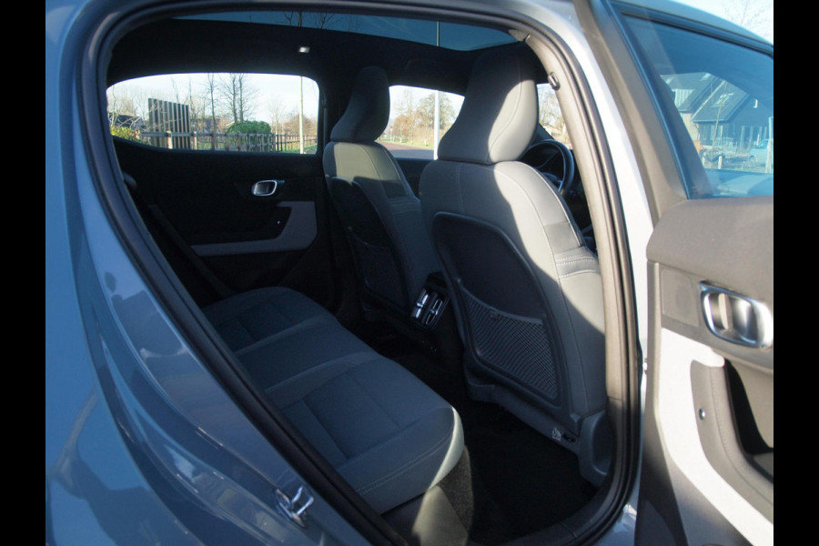 Polestar 2 Long Range Dual Motor Launch Edition 78kWh | 90% | 408PK | Panoramadak | Trekhaak | 20 Inch velgen | Harman Kardon |NL-Auto |