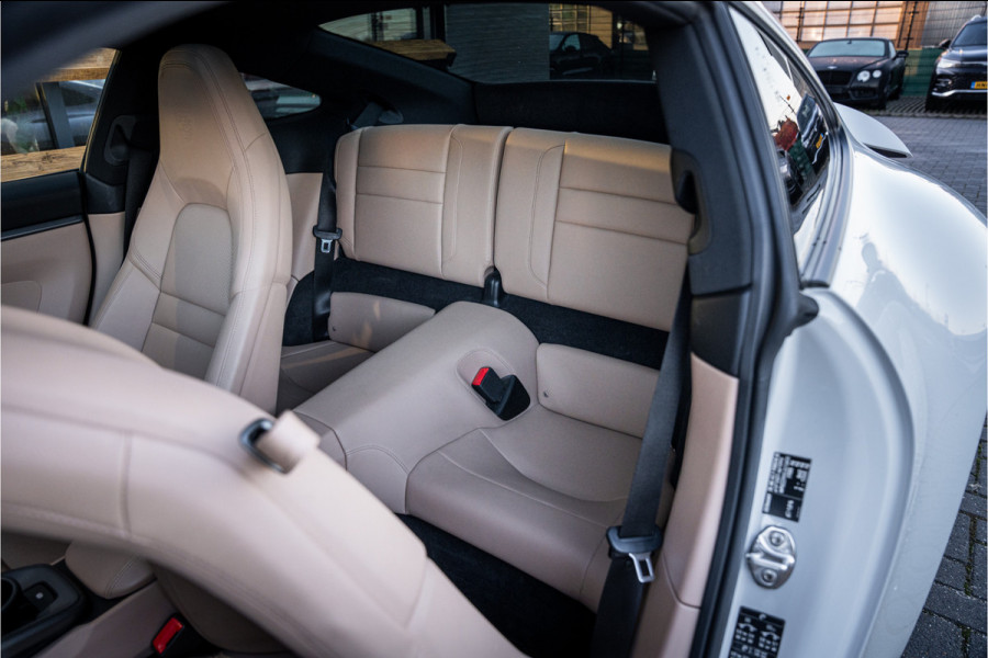 Porsche 911 992 3.0 Carrera S - Sport Chrono l Krijt Grijs l Panorama l Bose