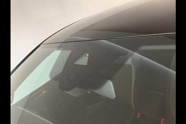 Volkswagen Polo 1.0 TSI R-Line DSG automaat AIRCO NAVI CRUISE BEATS APPLE CARPLAY PDC R-LINE VELGEN PRIVACYGLAS ZEER NETTE AUTO