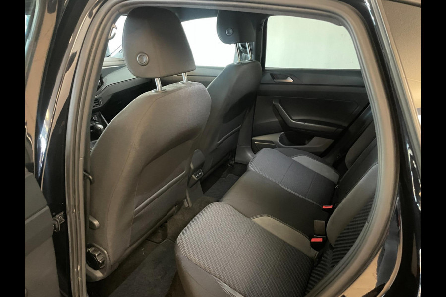 Volkswagen Polo 1.0 TSI R-Line DSG automaat AIRCO NAVI CRUISE BEATS APPLE CARPLAY PDC R-LINE VELGEN PRIVACYGLAS ZEER NETTE AUTO