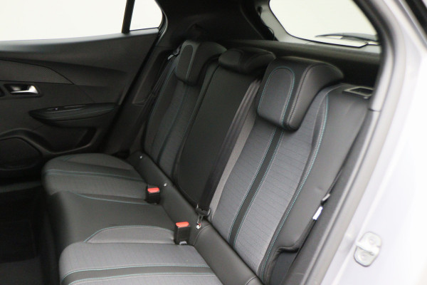 Peugeot e-2008 EV Allure 50 kWh