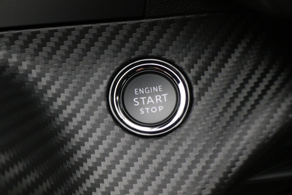 Peugeot e-2008 EV Allure 50 kWh