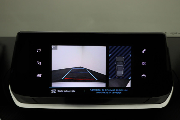 Peugeot e-2008 EV Allure 50 kWh