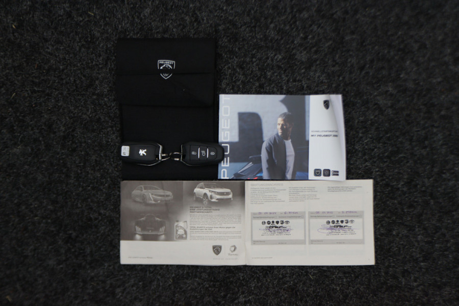 Peugeot e-2008 EV Allure 50 kWh