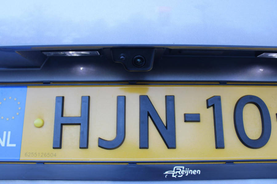 Peugeot 308 SW 1.6 Plug-in Hybrid 180PK GT | PANORAMISCH SCHUIF/KANTEL DAK | TREKHAAK | ALCANTARA BEKLEDING MET EEN ELEKTRISCH BEDIENBARE BESTUURDERSSTOEL | 18" LICHTMETALEN VELGEN "PORTLAND" | FOCAL AUDIO SYSTEM | STOEL/STUUR VERWARMING | NAVIGATIE | DRAADLOZE APPLE CARPLAY/ANDROID AUTO | DRAADLOZE TELEFOONLADER | PARKEERSENSOREN VOOR + ACHTER | ACHTERUITRIJ CAMERA | ELEKTRISCH BEDIENBARE ACHTERKLEP |