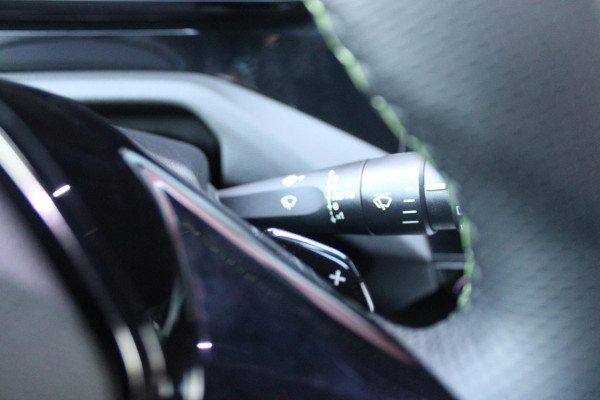 Peugeot 308 SW 1.6 Plug-in Hybrid 180PK GT | PANORAMISCH SCHUIF/KANTEL DAK | TREKHAAK | ALCANTARA BEKLEDING MET EEN ELEKTRISCH BEDIENBARE BESTUURDERSSTOEL | 18" LICHTMETALEN VELGEN "PORTLAND" | FOCAL AUDIO SYSTEM | STOEL/STUUR VERWARMING | NAVIGATIE | DRAADLOZE APPLE CARPLAY/ANDROID AUTO | DRAADLOZE TELEFOONLADER | PARKEERSENSOREN VOOR + ACHTER | ACHTERUITRIJ CAMERA | ELEKTRISCH BEDIENBARE ACHTERKLEP |