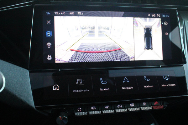 Peugeot 308 1.6 Plug-in Hybrid 180PK GT | PANORAMISCH SCHUIF/KANTEL DAK | 18" LICHTMETALEN VELGEN "PORTLAND" | ALCANTARA INTERIEUR | ELEKTRISCH BEDIENBARE BESTUURDERSSTOEL MET GEHEUGENFUNCTIE | STOEL/STUUR VERWARMING | 360° CAMERA | FOCAL AUDIO SYSTEM | PARKEERSENSOREN VOOR EN ACHTER | CLIMATE CONTROL | ADAPTIVE CRUISE CONTROL | KEYLESS ENTRY/START | DRAADLOZE APPLE CARPLAY/ANDROID AUTO | DRAADLOZE TELEFOONLADER | NAVIGATIE |