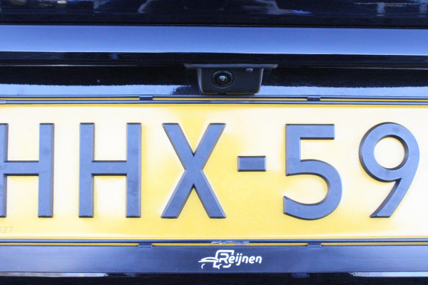 Peugeot 308 1.6 Plug-in Hybrid 180PK GT | PANORAMISCH SCHUIF/KANTEL DAK | 18" LICHTMETALEN VELGEN "PORTLAND" | ALCANTARA INTERIEUR | ELEKTRISCH BEDIENBARE BESTUURDERSSTOEL MET GEHEUGENFUNCTIE | STOEL/STUUR VERWARMING | 360° CAMERA | FOCAL AUDIO SYSTEM | PARKEERSENSOREN VOOR EN ACHTER | CLIMATE CONTROL | ADAPTIVE CRUISE CONTROL | KEYLESS ENTRY/START | DRAADLOZE APPLE CARPLAY/ANDROID AUTO | DRAADLOZE TELEFOONLADER | NAVIGATIE |