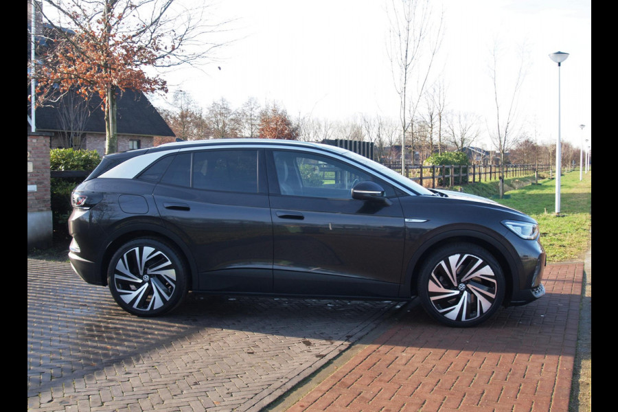 Volkswagen ID.4 First Max 77 kWh | Panoramadak | Head-Up Display | 360 Camera | Sfeerverlichting | Apple Carplay