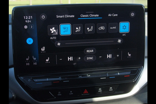 Volkswagen ID.4 First Max 77 kWh | Panoramadak | Head-Up Display | 360 Camera | Sfeerverlichting | Apple Carplay