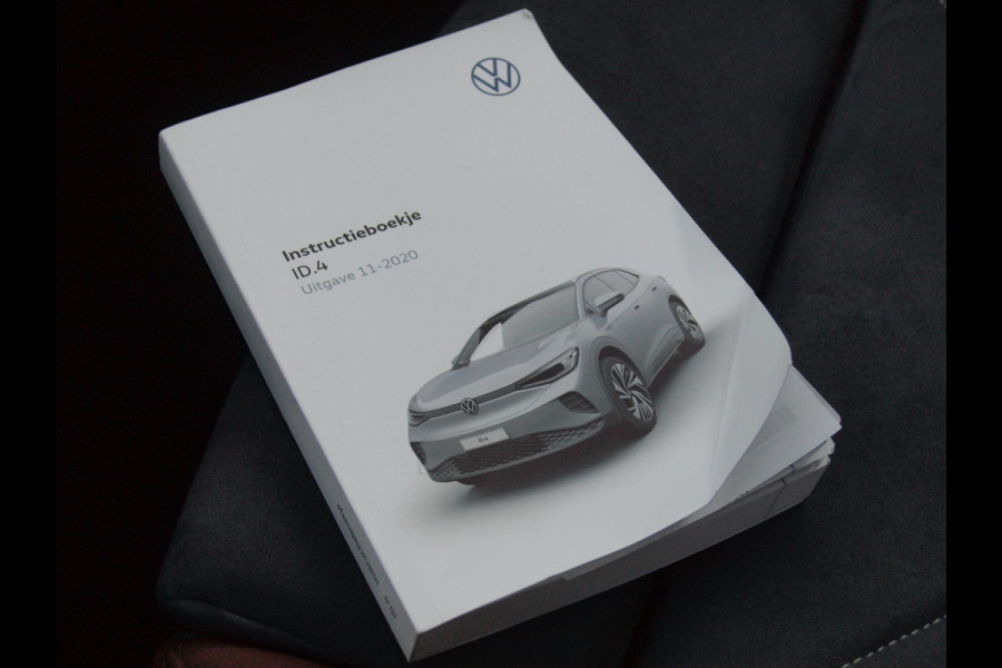Volkswagen ID.4 First Max 77 kWh | Panoramadak | Head-Up Display | 360 Camera | Sfeerverlichting | Apple Carplay
