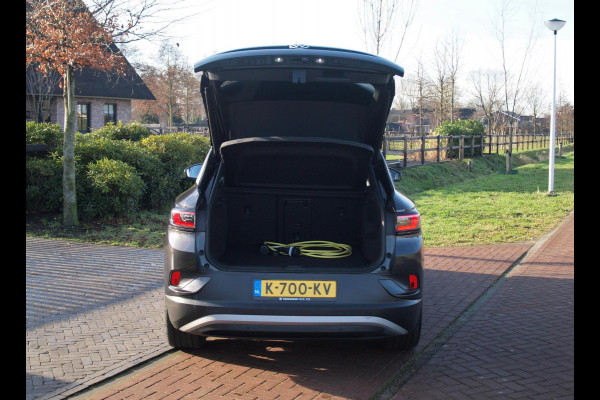 Volkswagen ID.4 First Max 77 kWh | Panoramadak | Head-Up Display | 360 Camera | Sfeerverlichting | Apple Carplay
