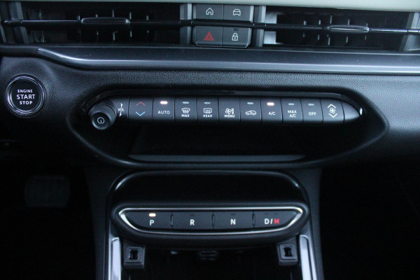 Fiat 600 1.2 HYbrid 110PK LA PRIMA | ELEKTRISCH VERSTELBARE BESTUURDERSTOEL MET MASSAGEFUNCTIE | NAVIGATIE | DODEHOEK DETECTIE | ELEKTRISCHE ACHTERKLEP | LEDKOPLAMPEN-MISTLAMPEN | LED ACHTERLICHTEN | PACK COMFORT: ACHTERUITRIJCAMERA / PARKEERSENSOREN VOOR-ACHTER / DRAADLOOS TELEFOONLADEN / DRAADLOOS APPLE CARPLAY - ANDROID AUTO / KEYLESS ENTRY-START / AUDIOSYSTEEM MET 6 SPEAKERS | WINTER PACK: VERWARMBARE VOORSTOELEN / VERWARMBARE VOORSTOELEN | 18"LICHTMETALEN VELGEN TWO-TONE | EXTRA GETINTE ACHTERRUITEN | CLIMATE CONTROL |