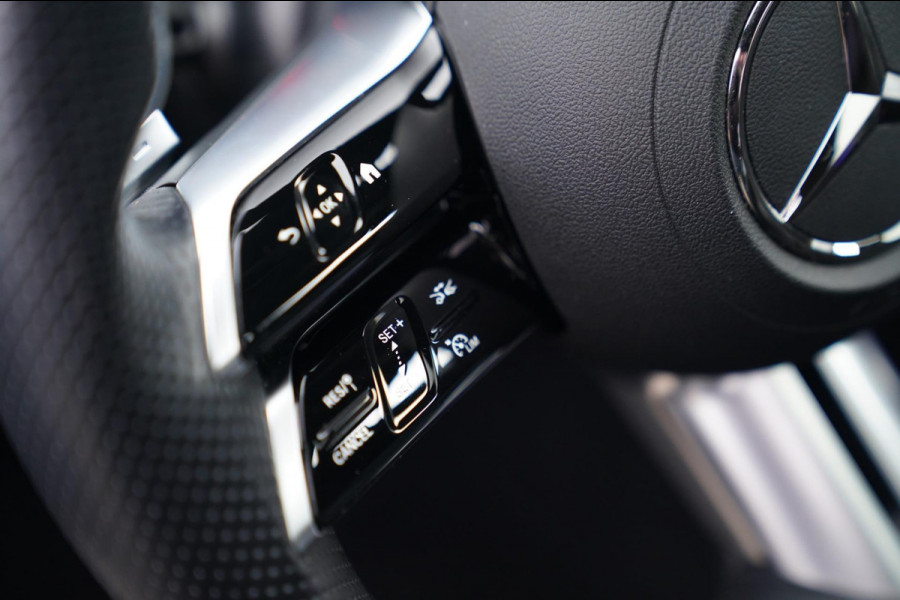 Mercedes-Benz C-Klasse 300 AMG Line | Panorama | Memory | Sfeerverlichting PLUS | C63s Pakket | Massage | 360 cam |