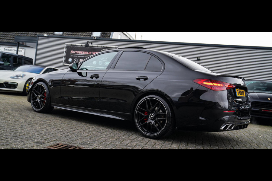 Mercedes-Benz C-Klasse 300 AMG Line | Panorama | Memory | Sfeerverlichting PLUS | C63s Pakket | Massage | 360 cam |