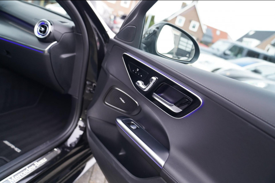 Mercedes-Benz C-Klasse 300 AMG Line | Panorama | Memory | Sfeerverlichting PLUS | C63s Pakket | Massage | 360 cam |
