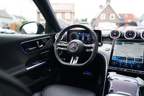 Mercedes-Benz C-Klasse 300 AMG Line | Panorama | Memory | Sfeerverlichting PLUS | C63s Pakket | Massage | 360 cam |
