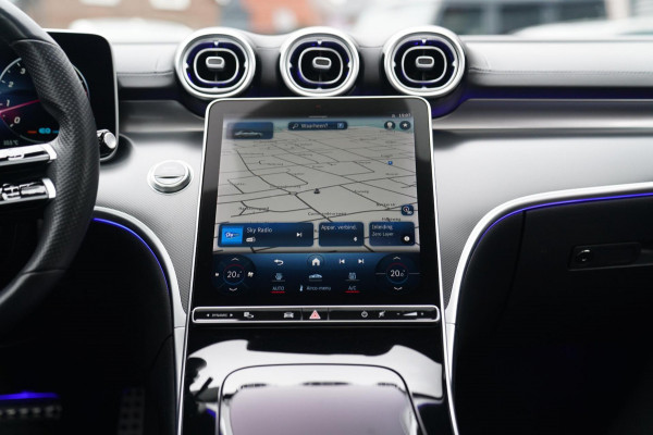 Mercedes-Benz C-Klasse 300 AMG Line | Panorama | Memory | Sfeerverlichting PLUS | C63s Pakket | Massage | 360 cam |