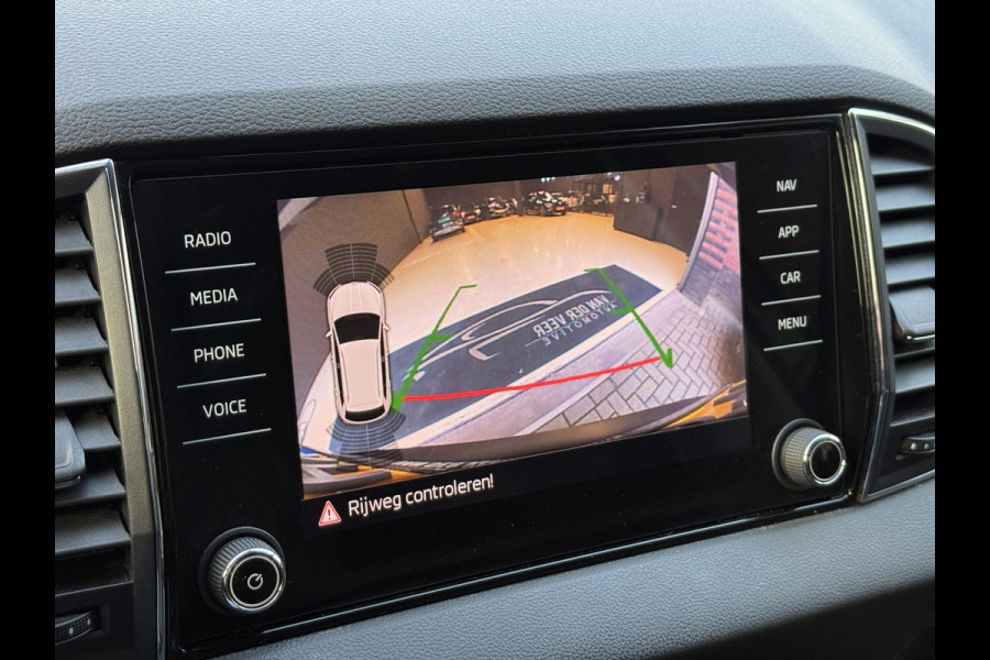 Škoda Karoq 1.0 TSI Style | Keyless | Apple carplay Stoelverwarming
