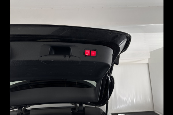 Mercedes-Benz EQC 400 4MATIC Business Solution Luxury 80 kWh *FULL-LEATHER | FULL-LED | DISTRONIC | BLIND-SPOT | HEATED-COMFORTSEATS | WIDESCREEN | DAB+ | KEYLESS | AMBIENT-LIGHT | NAVI-FULLMAP | ECC | PDC | 20''ALU*