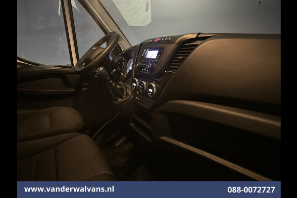 Iveco Daily 35S16 157pk L3H2 Euro6 Airco | 3500kg trekvermogen | Parkeersensoren Bijrijdersbank
