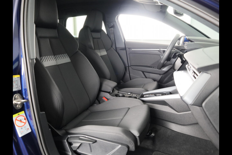 Audi A3 Sportback 40 TFSI e Advanced edition 204pk | Verlengde garantie | Navigatie | Extra getint glas | Verwarmbare voorstoelen