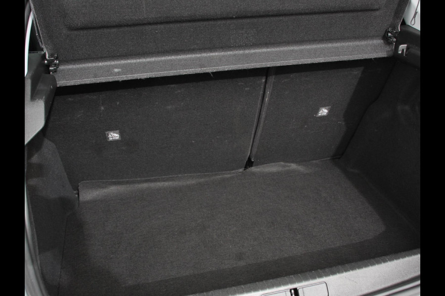 Opel Corsa 1.2 100pk Automaat Elegance | Navigatie | Apple Carplay/Android Auto | Camera | Airco | Parkeer sensoren V+A | Lichtmetalen Velgen | Cruise Control | Digitale Cockpit | Extra Getint Glas