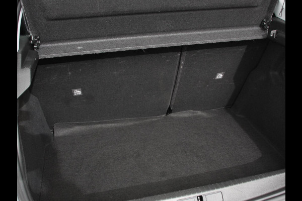 Opel Corsa 1.2 100pk Automaat Elegance | Navigatie | Apple Carplay/Android Auto | Camera | Airco | Parkeer sensoren V+A | Lichtmetalen Velgen | Cruise Control | Digitale Cockpit | Extra Getint Glas