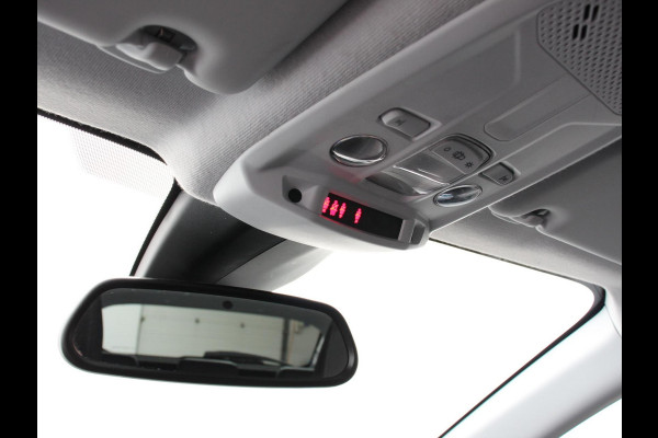 Opel Corsa 1.2 100pk Automaat Elegance | Navigatie | Apple Carplay/Android Auto | Camera | Airco | Parkeer sensoren V+A | Lichtmetalen Velgen | Cruise Control | Digitale Cockpit | Extra Getint Glas